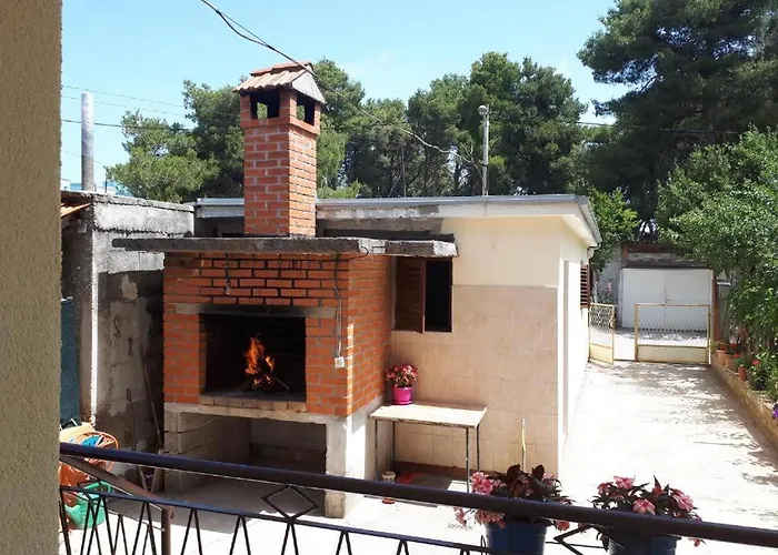 Apartment Marija 2 *